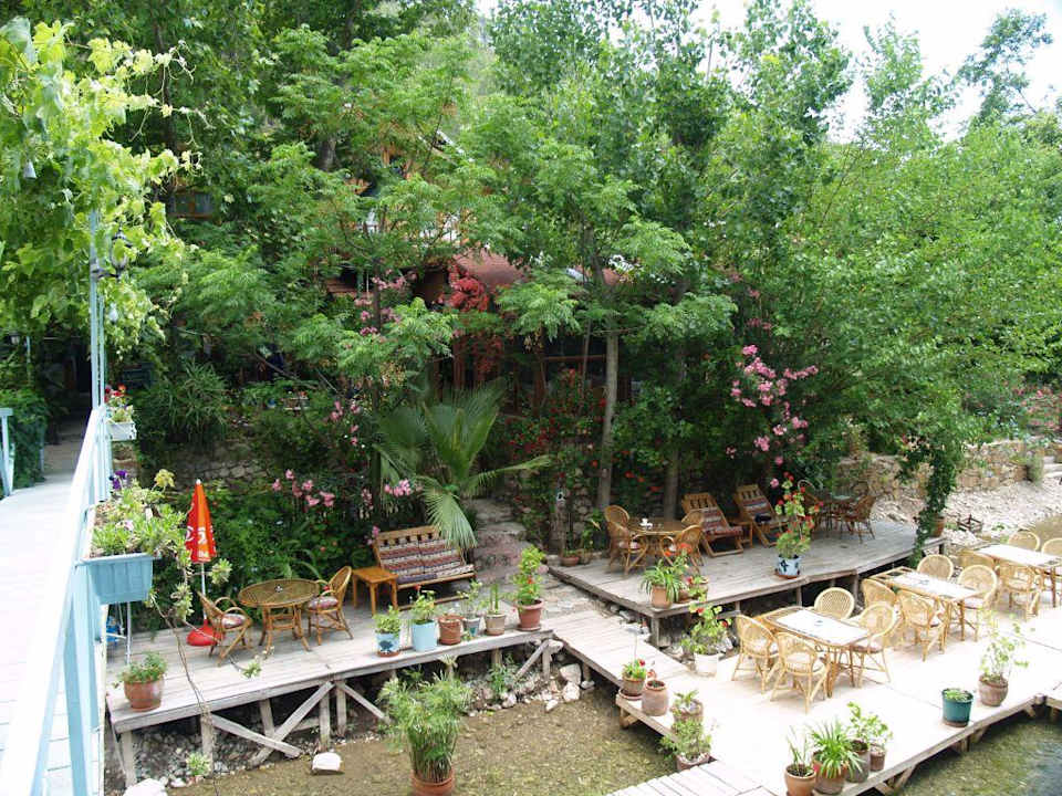 The river restaurant of paradise hotel Paradise Hotel