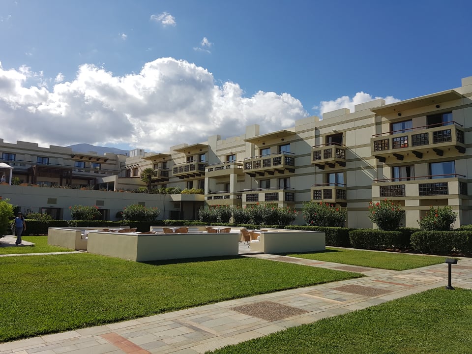 Gartenanlage Grecotel Meli Palace