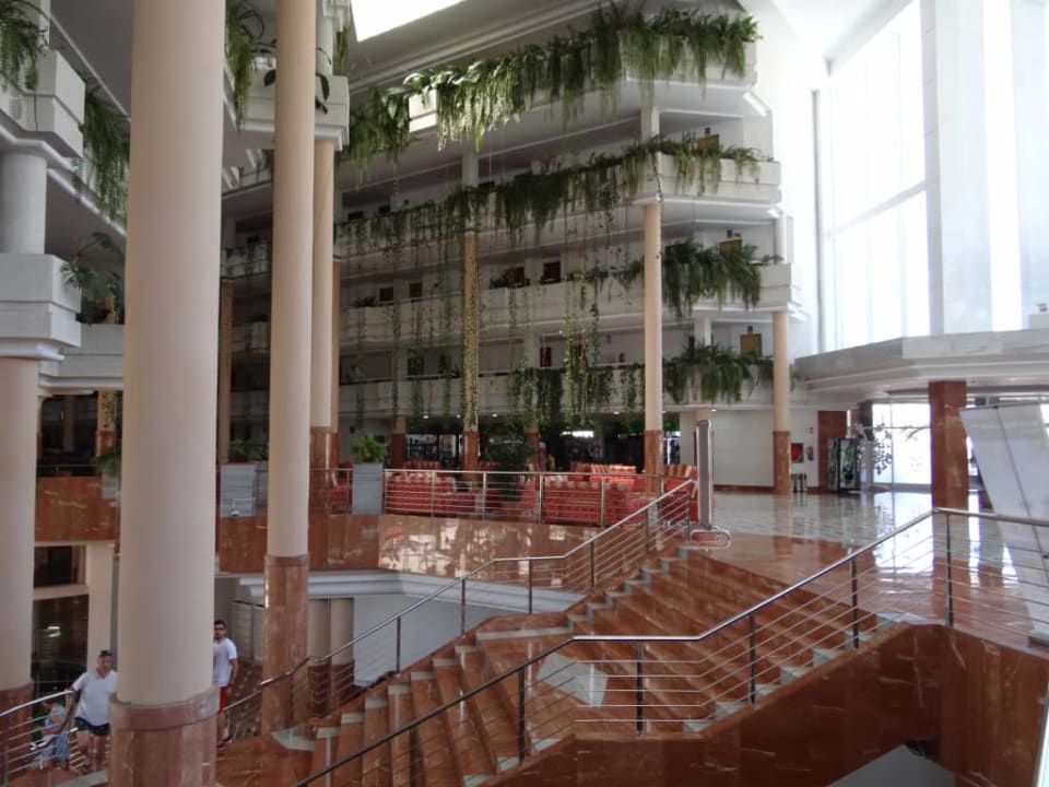 Hall Landmar Playa La Arena