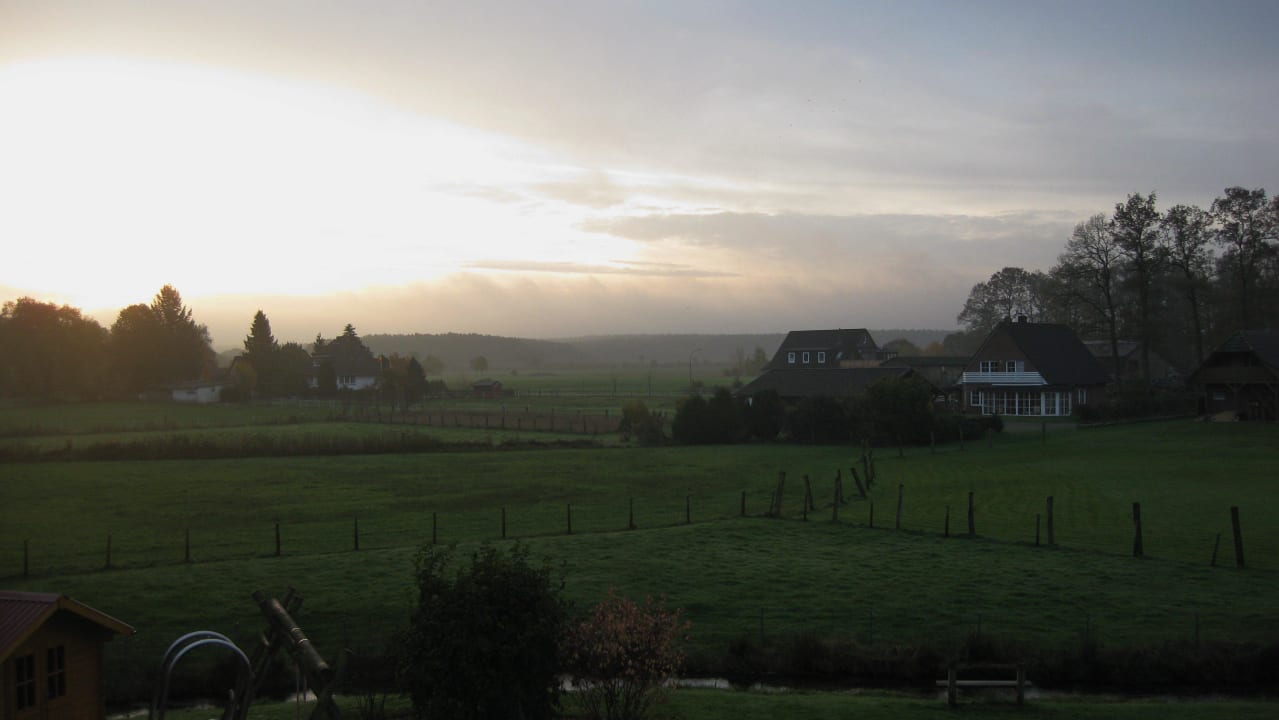Morgens vom Frühstückszimmer aus Hotel Kiek In im Wiesengrund