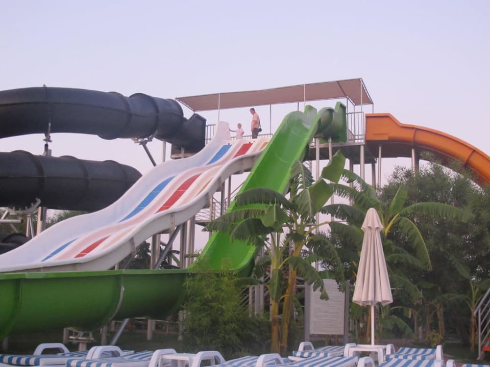 Rutschen Saturn Palace Resort Hotel