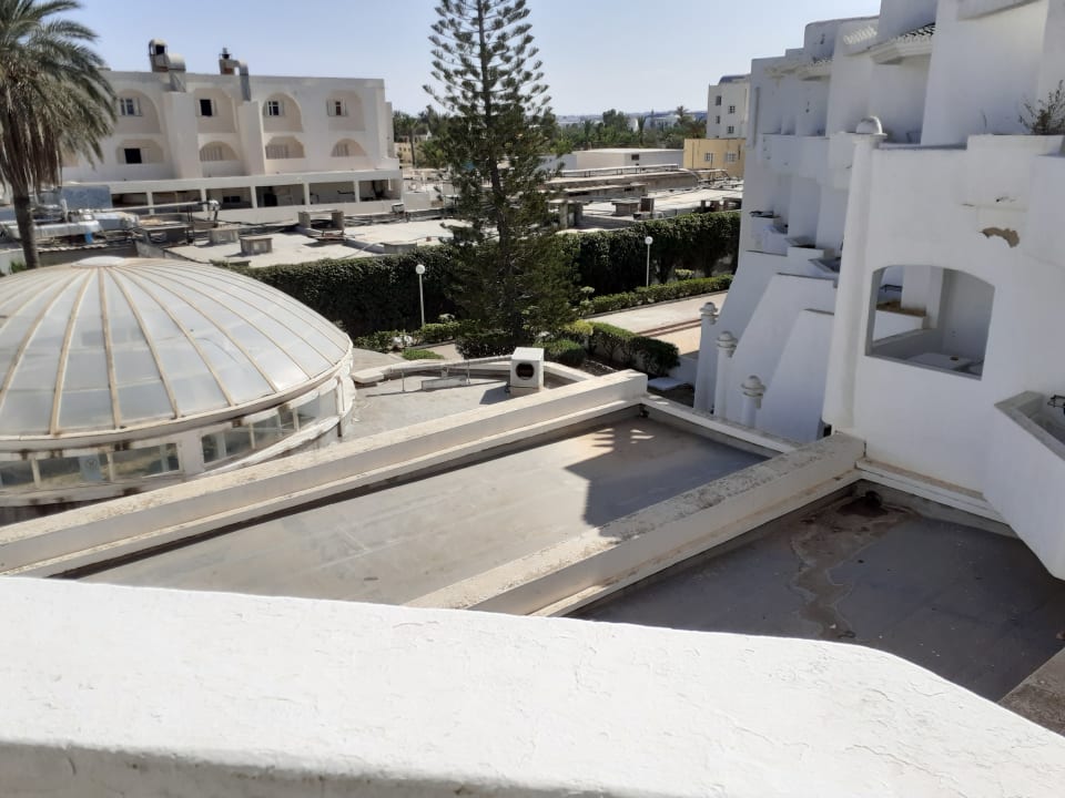 Ausblick Hotel El Mouradi Skanes Beach