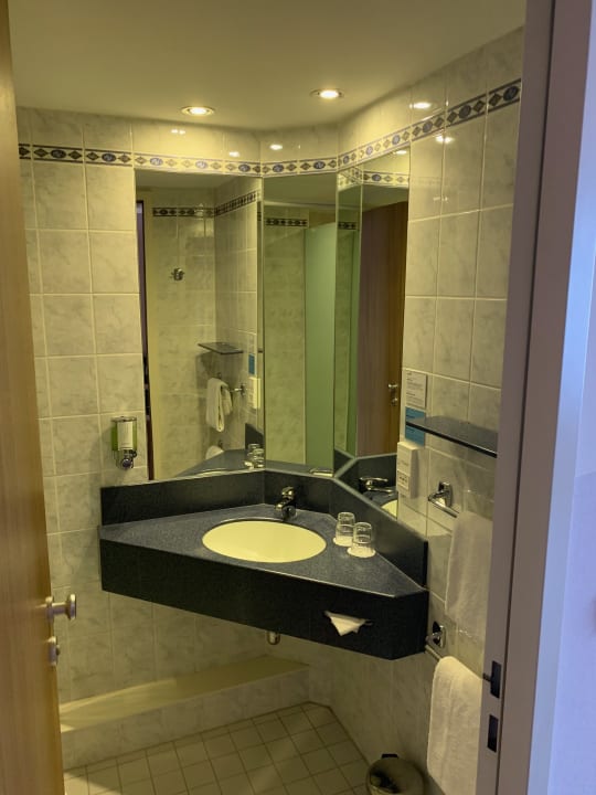 Zimmer Premier Inn Essen City Limbecker Platz