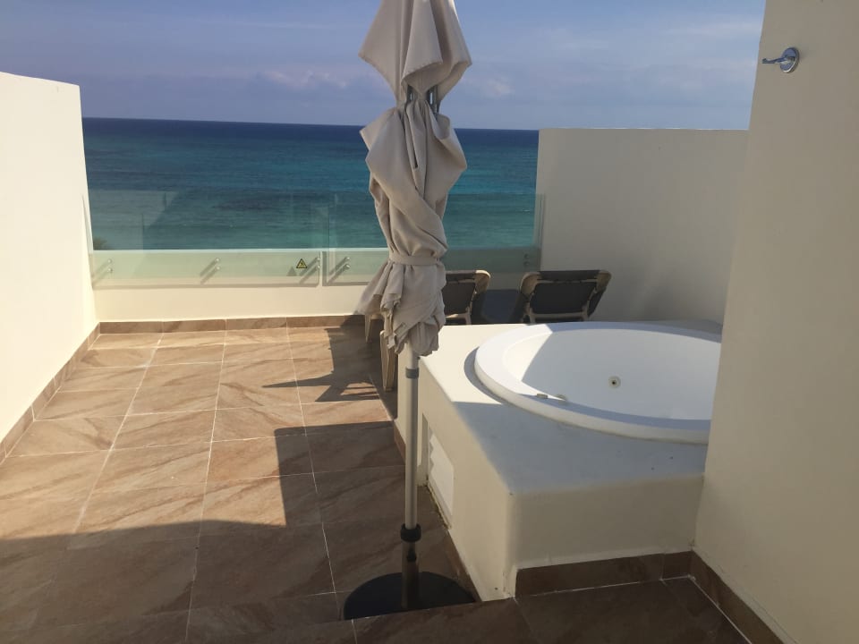 Penthouse Akumal Bay Beach & Wellness Resort