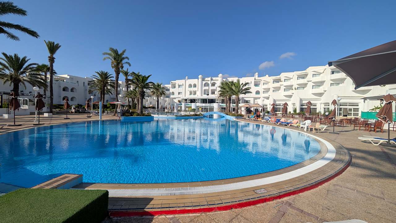 Pool Hotel El Mouradi Skanes Beach