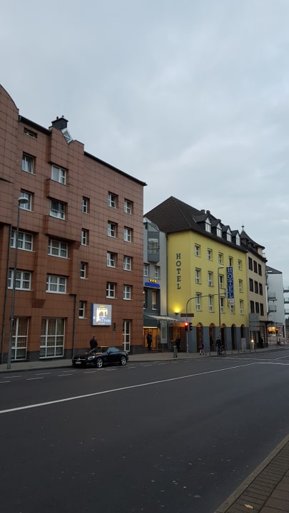 Außenansicht City Hotel Kurfürst Balduin