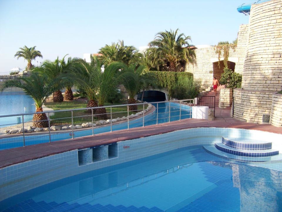 Pool Monachus Family Resort Sorgun