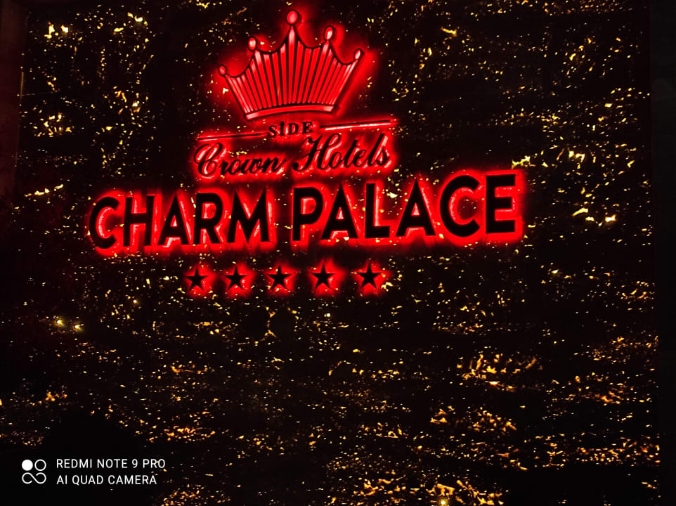 Außenansicht Well Palace Side