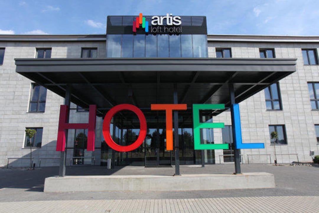 Front_1 Artis Loft Hotel