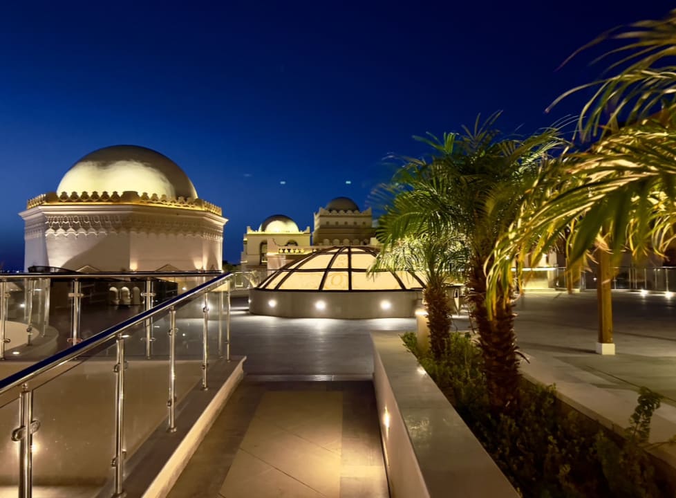 Ausblick The Grand Palace - Adults only