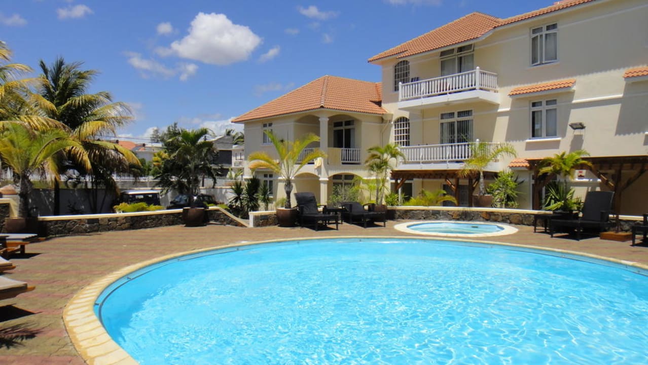 Der Pool Appartment Residence Dilmed