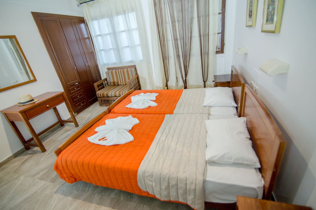 Zimmer Apartments Elpida