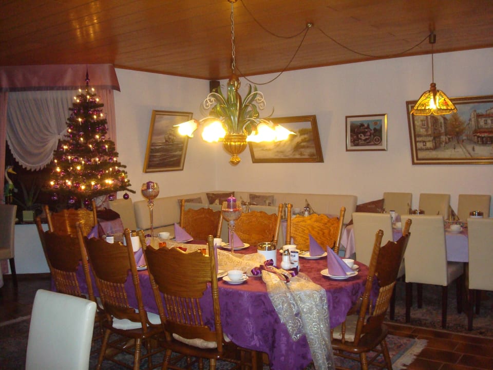 Frühstücksraum Tom's Hus