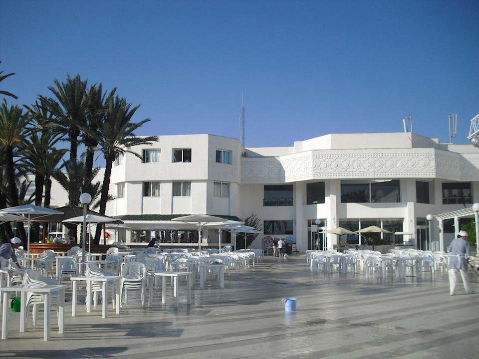 Außenbereich vor den Bars El Mouradi Club Kantaoui