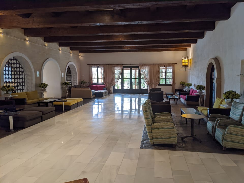 Lobby Apollonia Beach Resort & Spa