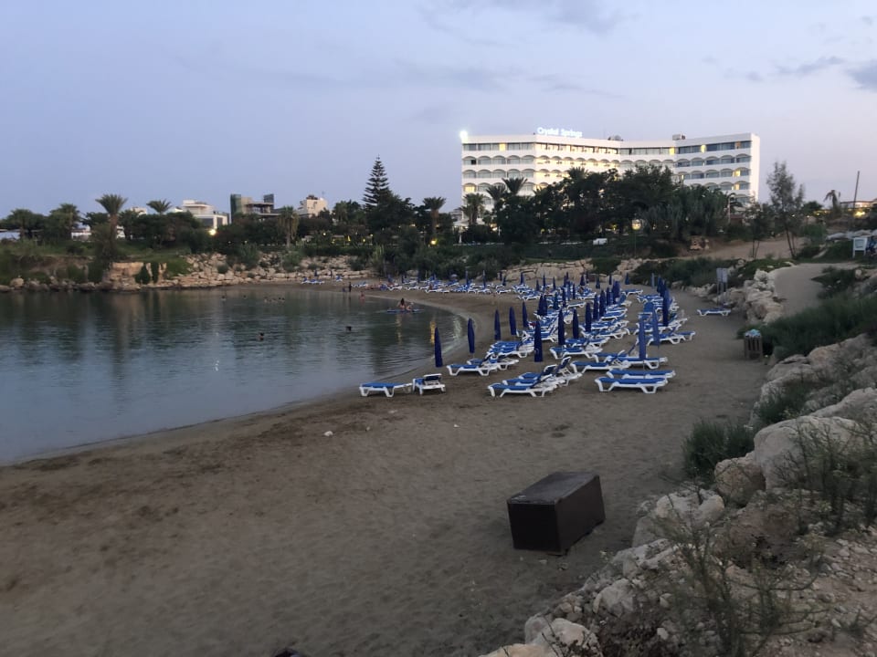 Strand Crystal Springs Beach Hotel