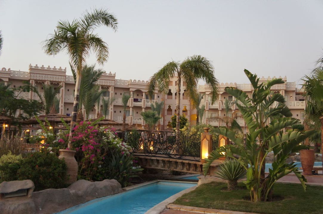 Pool, Garten Pickalbatros Palace Resort