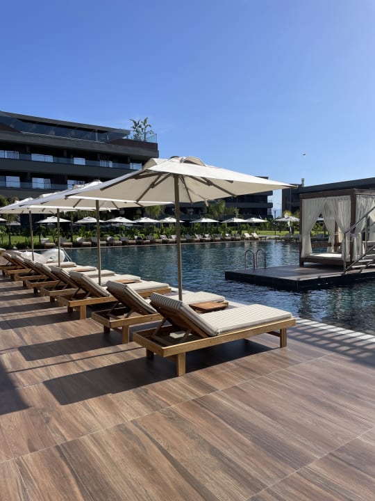 Pool Jacaranda Luxury Resort