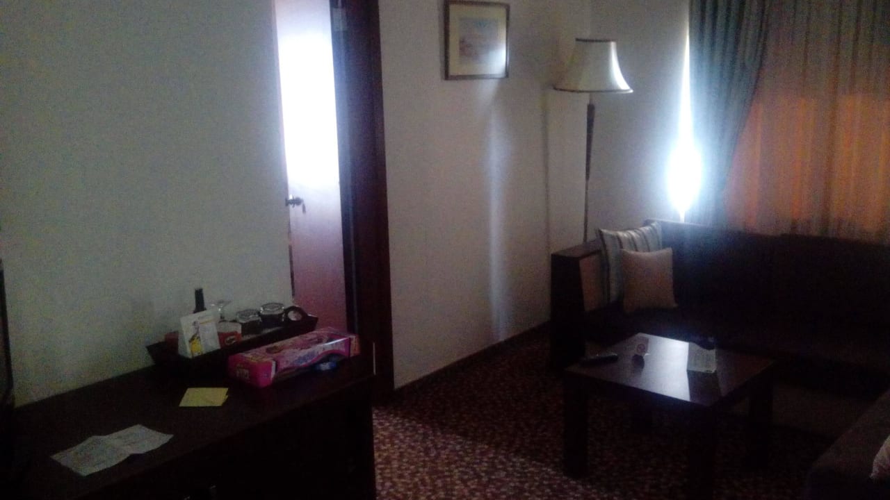 В прихожей Best Western Plus Hotel Khan