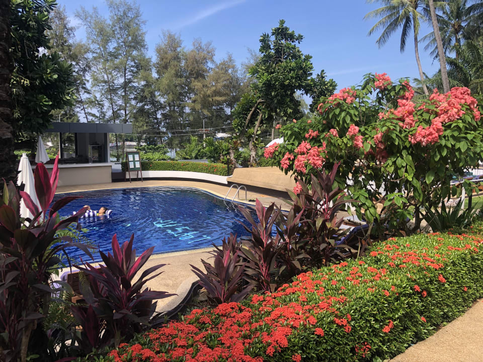 Gartenanlage Best Western Phuket Ocean Resort