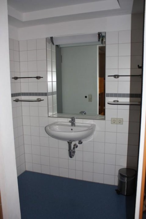 Waschbecken Jugendherberge Stuttgart International