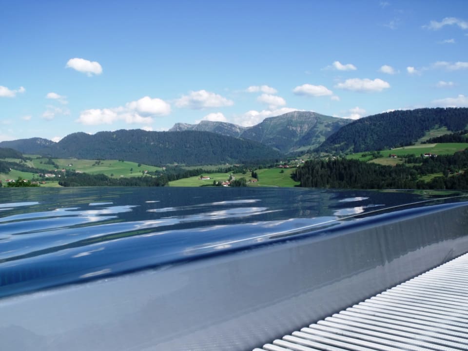 Pool Bergkristall - Mein Resort im Allgäu