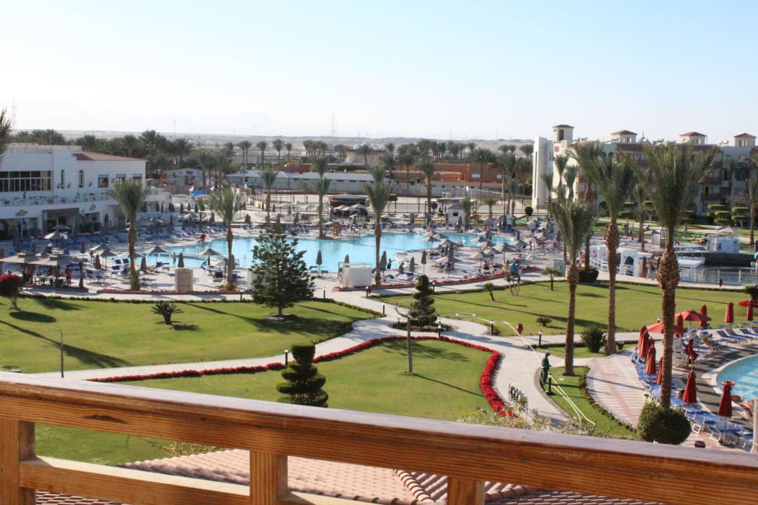 Blich auf einen Pool Pickalbatros Dana Beach Resort - Hurghada