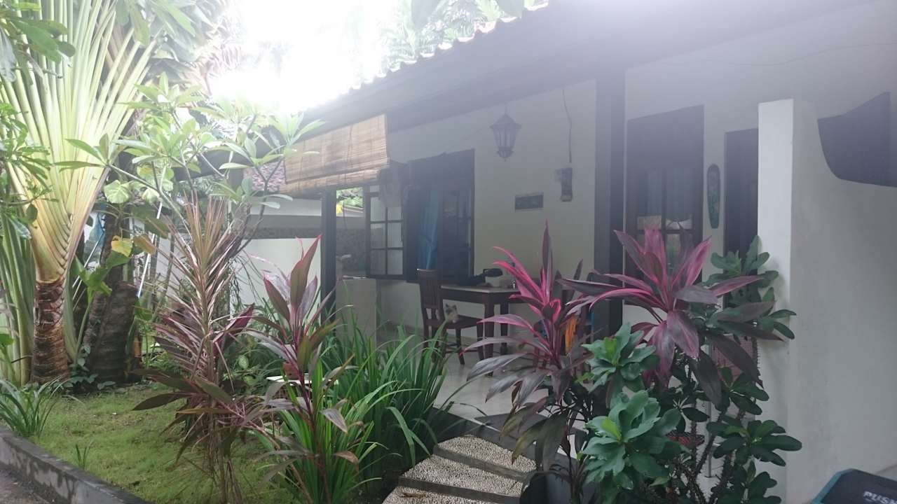 Außenansicht Chichi's Bungalows & Suites