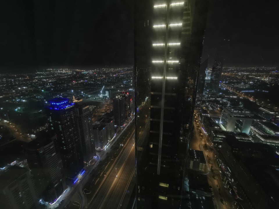 Ausblick Rose Rayhaan by Rotana