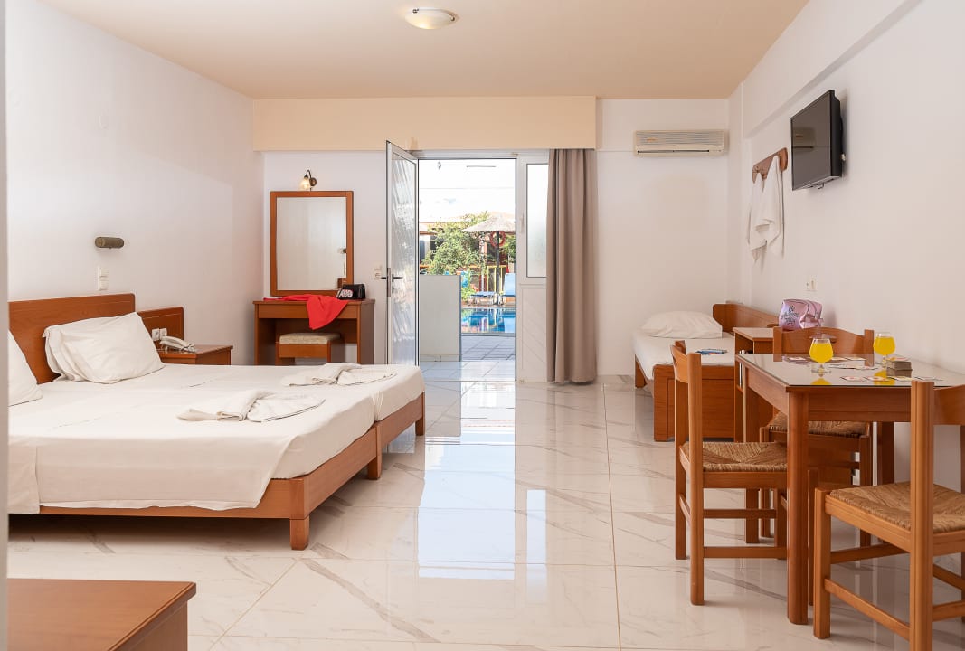 Zimmer Hotel Anthoula Village