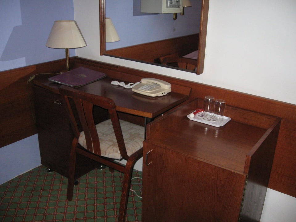 Schreibtisch  Hotel Prom