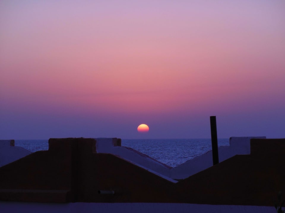 Sonnenaufgang von der Terrasse Hotel Coral Garden