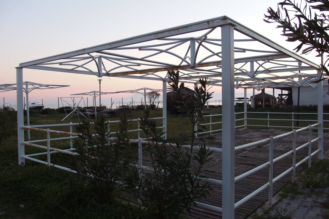 Strand Maya World Park Hotel