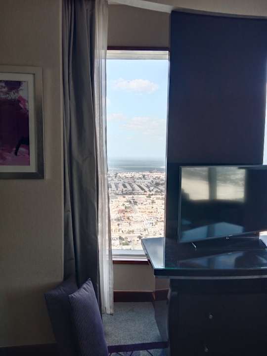 Zimmer Rose Rayhaan by Rotana