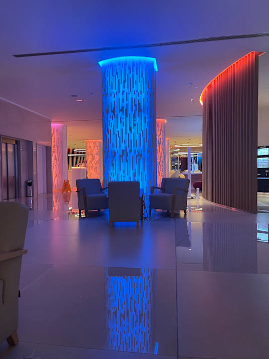 Lobby The Ibiza Twiins