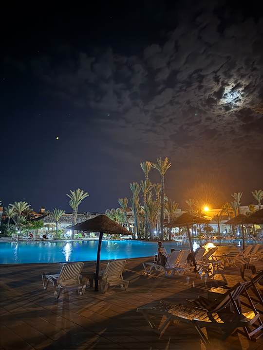 Pool Zita Beach Resort