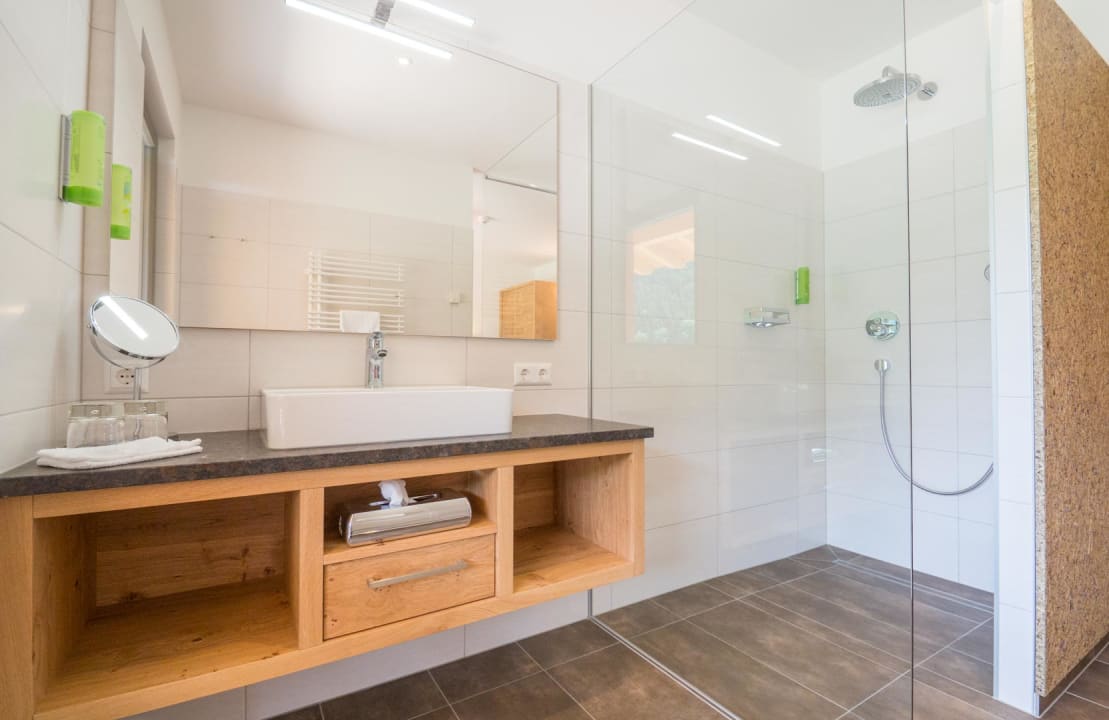 Zimmer Hotel Das Leonhard - Naturparkhotel am Weissensee