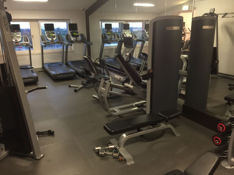 "Gym" Hilton Vienna Danube Waterfront (Wien) • HolidayCheck (Wien