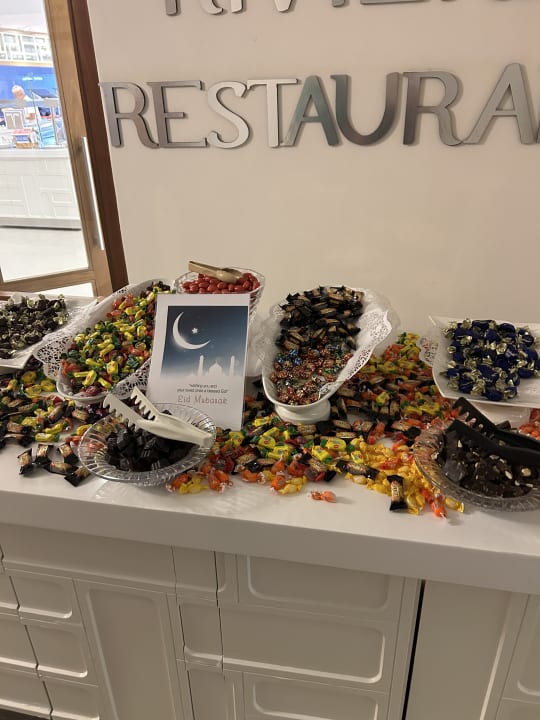 Gastro Terrace Elite Resort