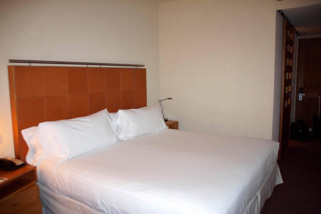 Zimmer und deren Ausstattung Hotel Melia Bilbao