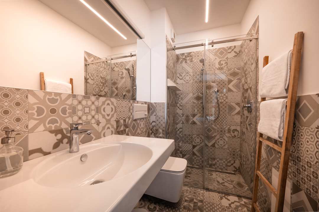 Zimmer goldfinger + suites