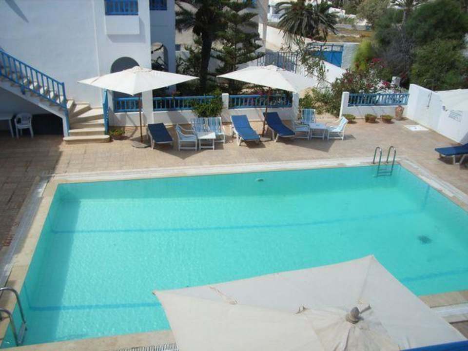 Innenhof mit kleinemPool Hotel Dar Salem