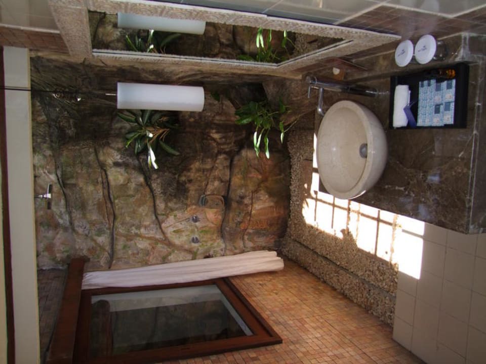 Aussendusche Bali Mandira Beach Resort & Spa