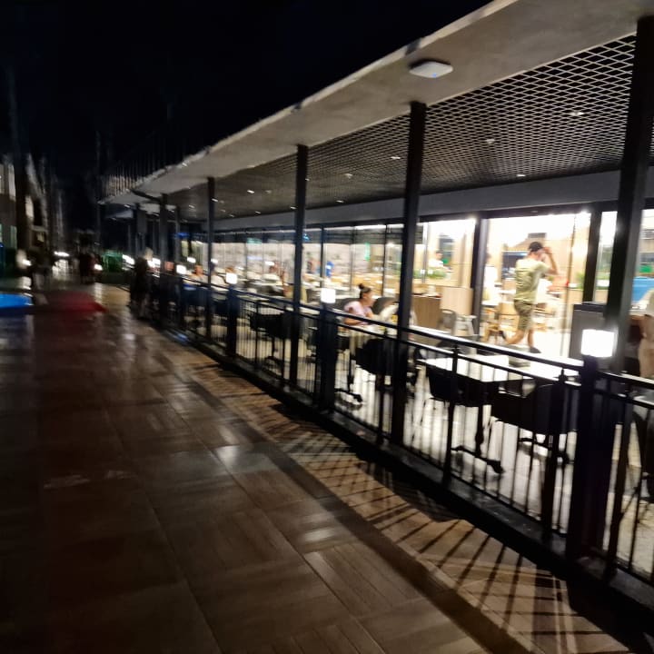 Gastro Hotel Royal Garden Beach