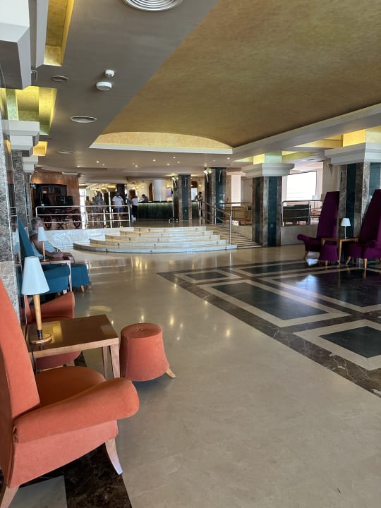 Lobby Hotel MS Amaragua