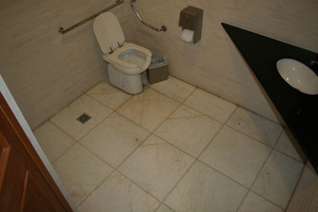 Behinderten WC Iberostar Waves Bahia