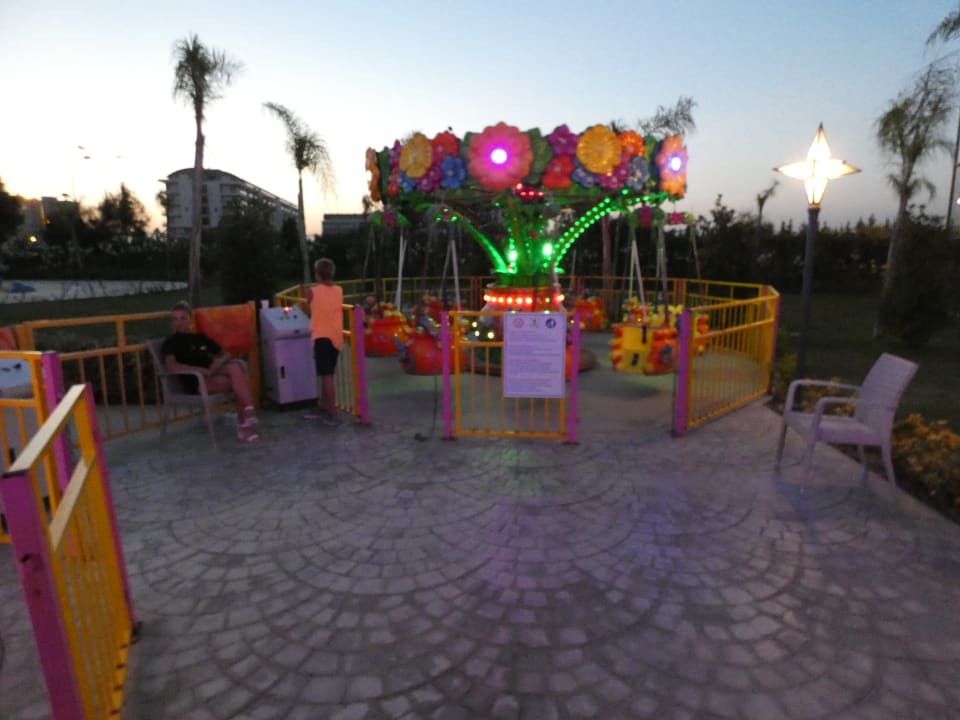 Kinder Karussell  Royal Seginus