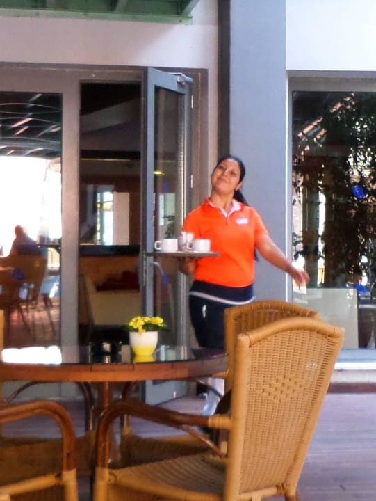 Tugce - immer fröhlich! Limak Lara Deluxe Hotel & Resort