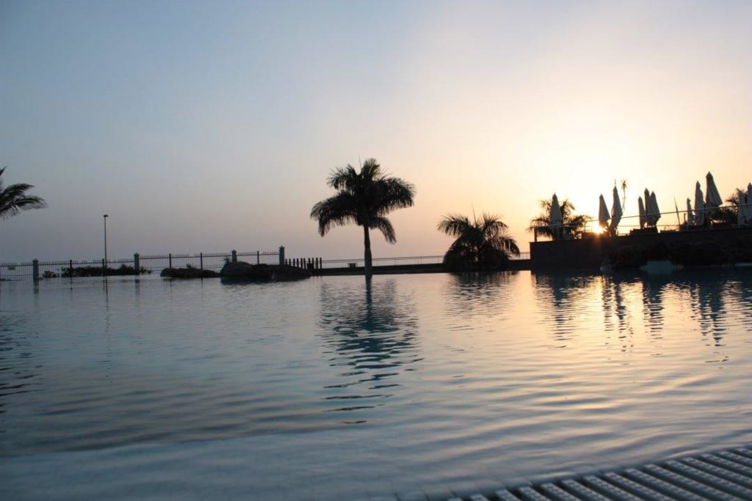 Salzwasserpool mit Meersicht Lopesan Villa del Conde Resort & Thalasso