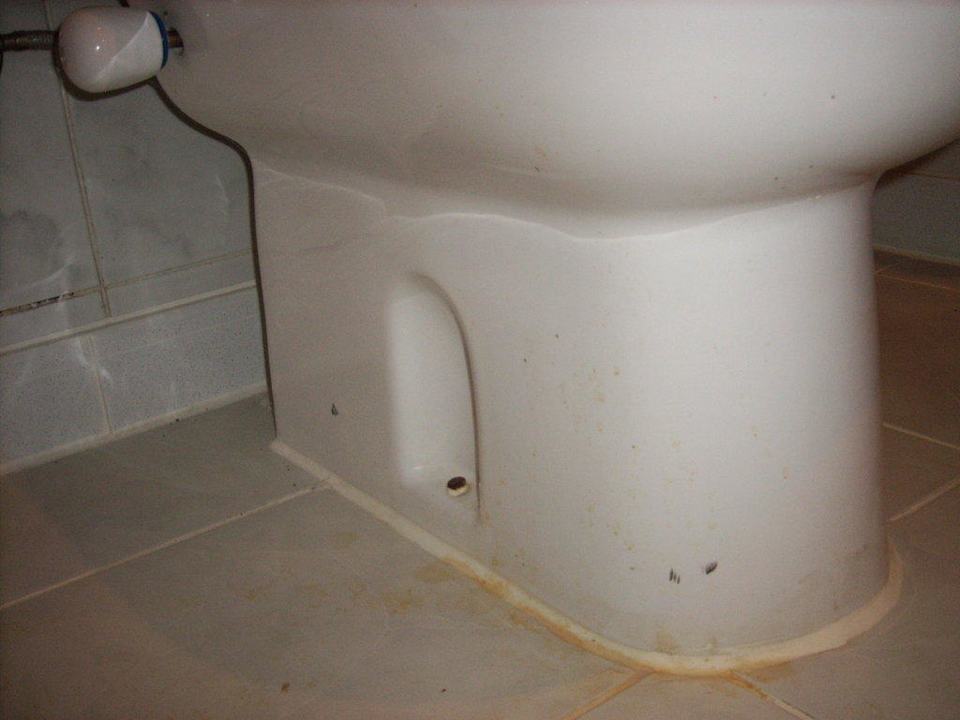 Badezimmer ist eine Zumutung! Regency Plaza Aqua Park & Spa